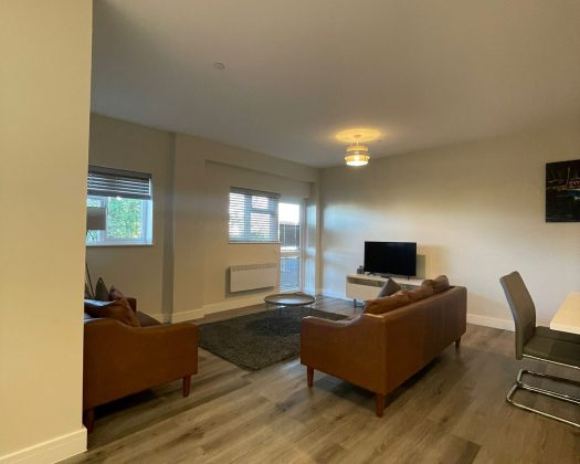 Pembroke Apartments – Apartment 9