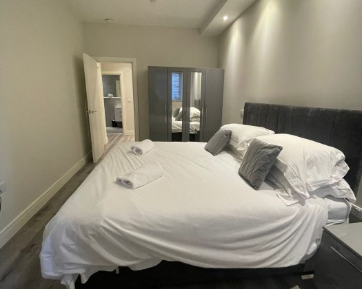 Pembroke Apartments – Apartment 5