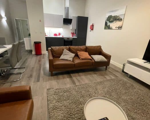 Pembroke Apartments – Apartment 4