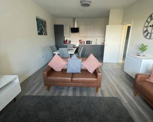 Pembroke Apartments – Apartment 2